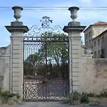 Bed & Breakfast Domaine Les Castans 3*