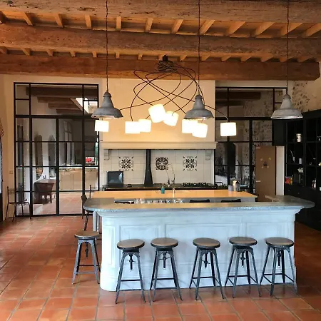 Bed & Breakfast Domaine Les Castans 3*