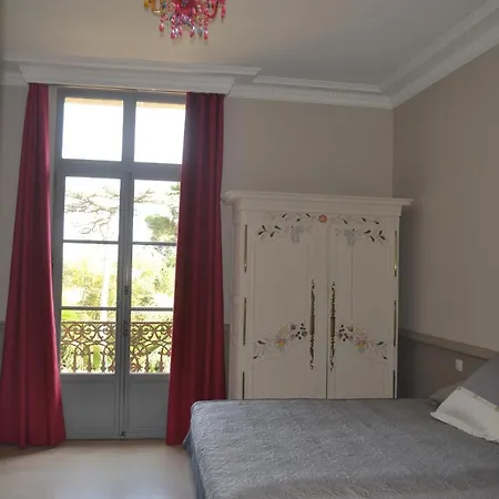 Domaine Les Castans Bed & Breakfast