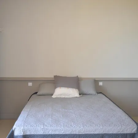 Bed & Breakfast Domaine Les Castans 3*
