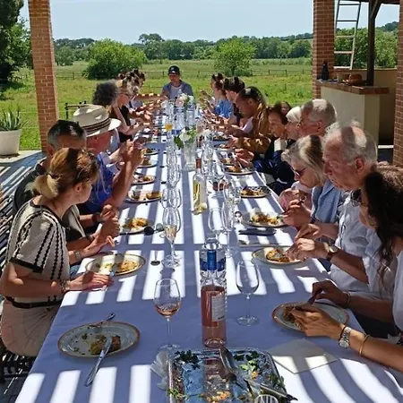 Bed & Breakfast Domaine Les Castans 3*