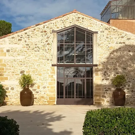 Domaine Les Castans Bed & Breakfast